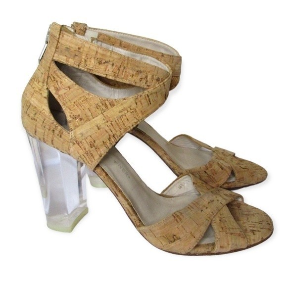 Donald J Pliner Heels Corak and Lucite Heels Size - Picture 1 of 7